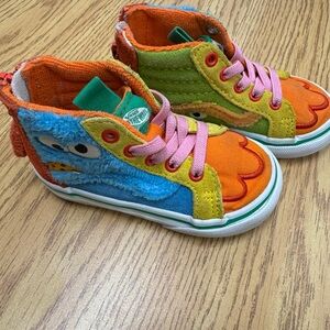 Vans x Sesame Street Collab Size 5 Kids High-Top Sneakers